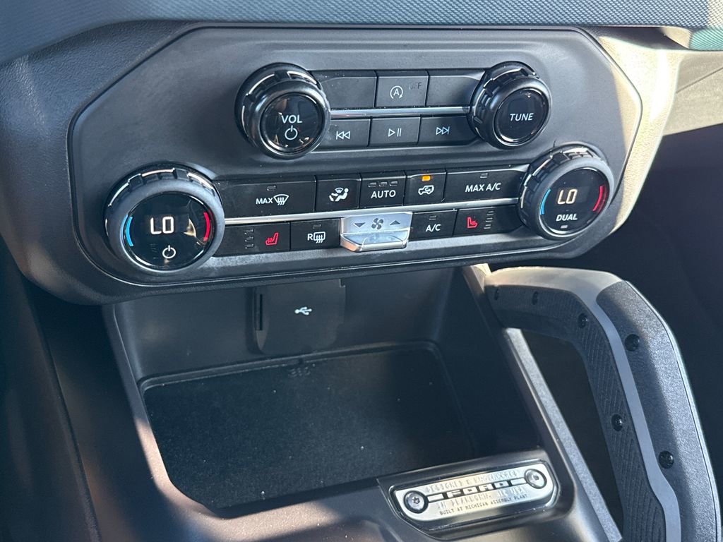 Certified 2024 Ford Bronco Outer Banks image 23