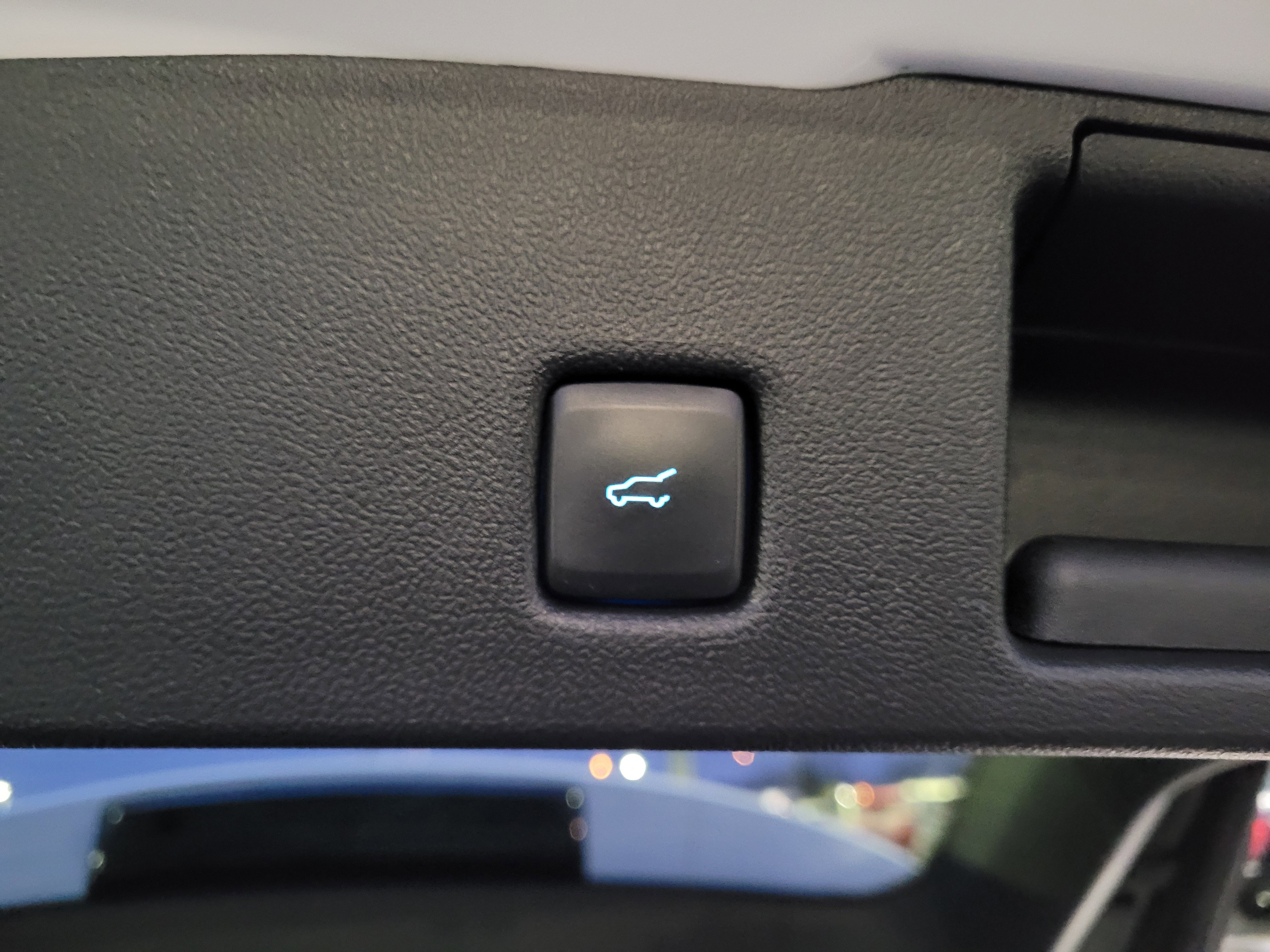 Certified 2020 Ford Escape SE Sport image 33