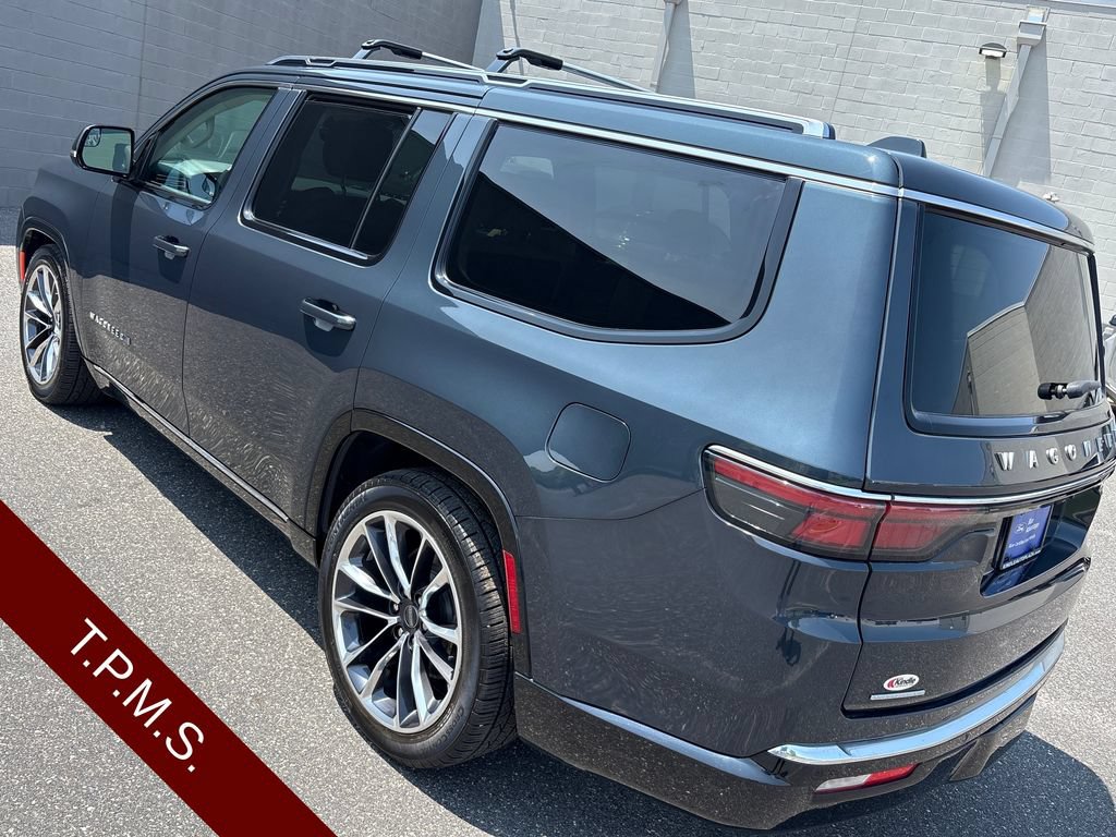 Used 2023 Jeep Wagoneer Series III w/ Premium Group I AWD/4WD image 32
