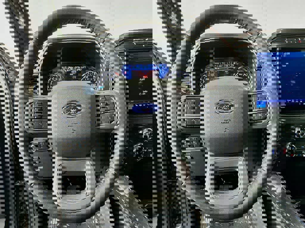 Certified 2022 Ford F150 XLT w/ Equipment Group 302A High image 16