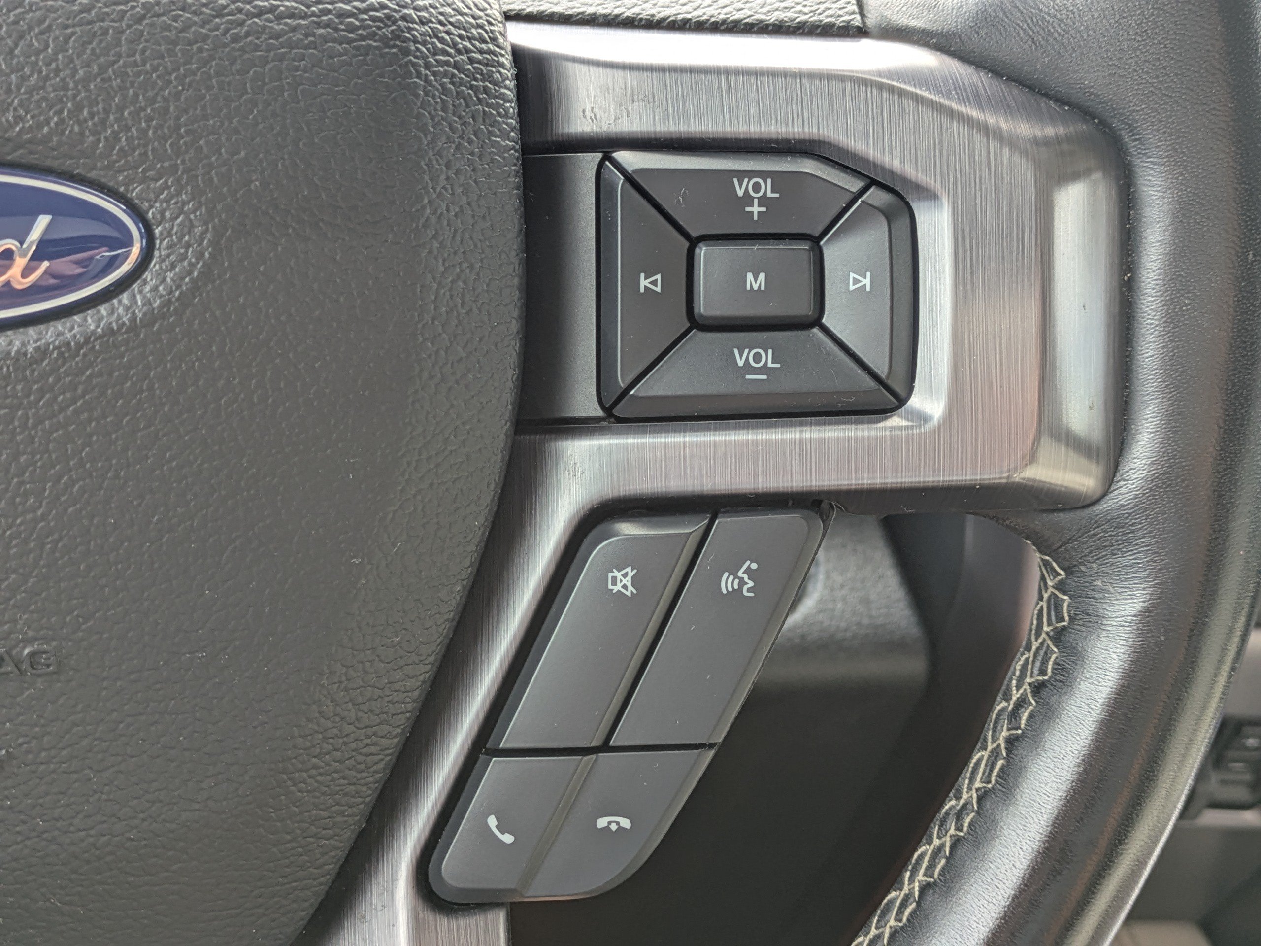 Certified 2019 Ford Expedition Platinum RWD image 25