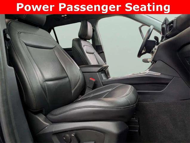 Certified 2022 Ford Explorer XLT w/ Equipment Group 202A image 13