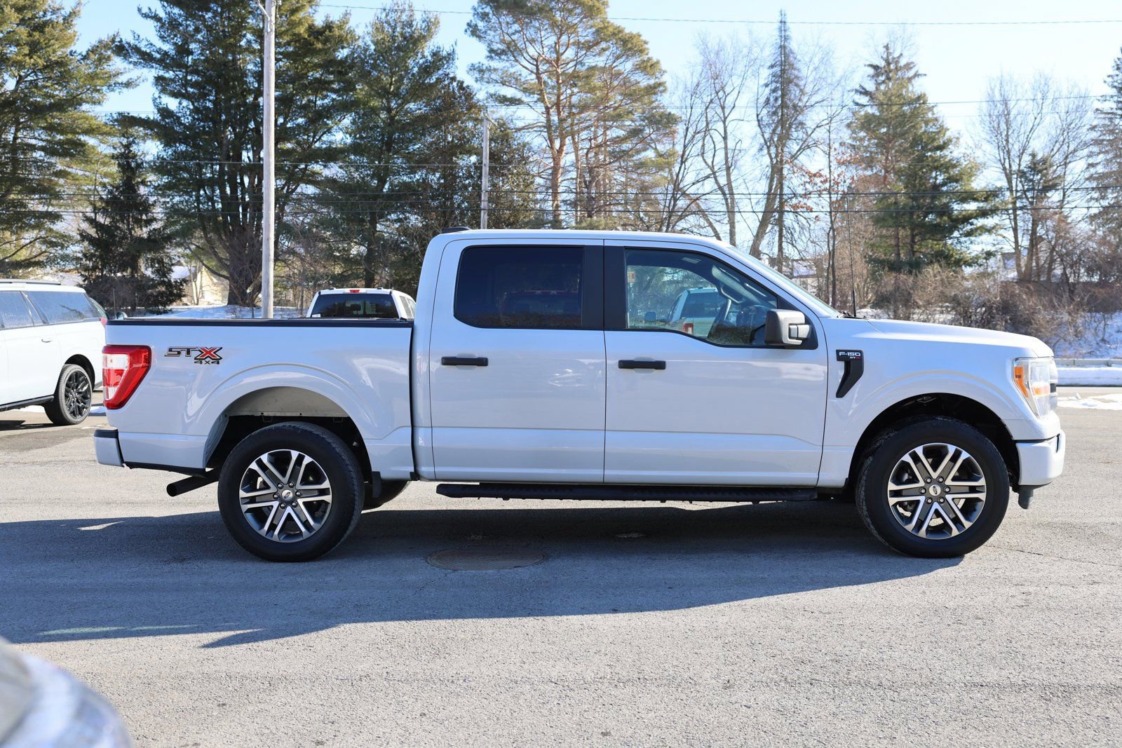 Certified 2022 Ford F150 XL w/ STX Appearance Package image 6