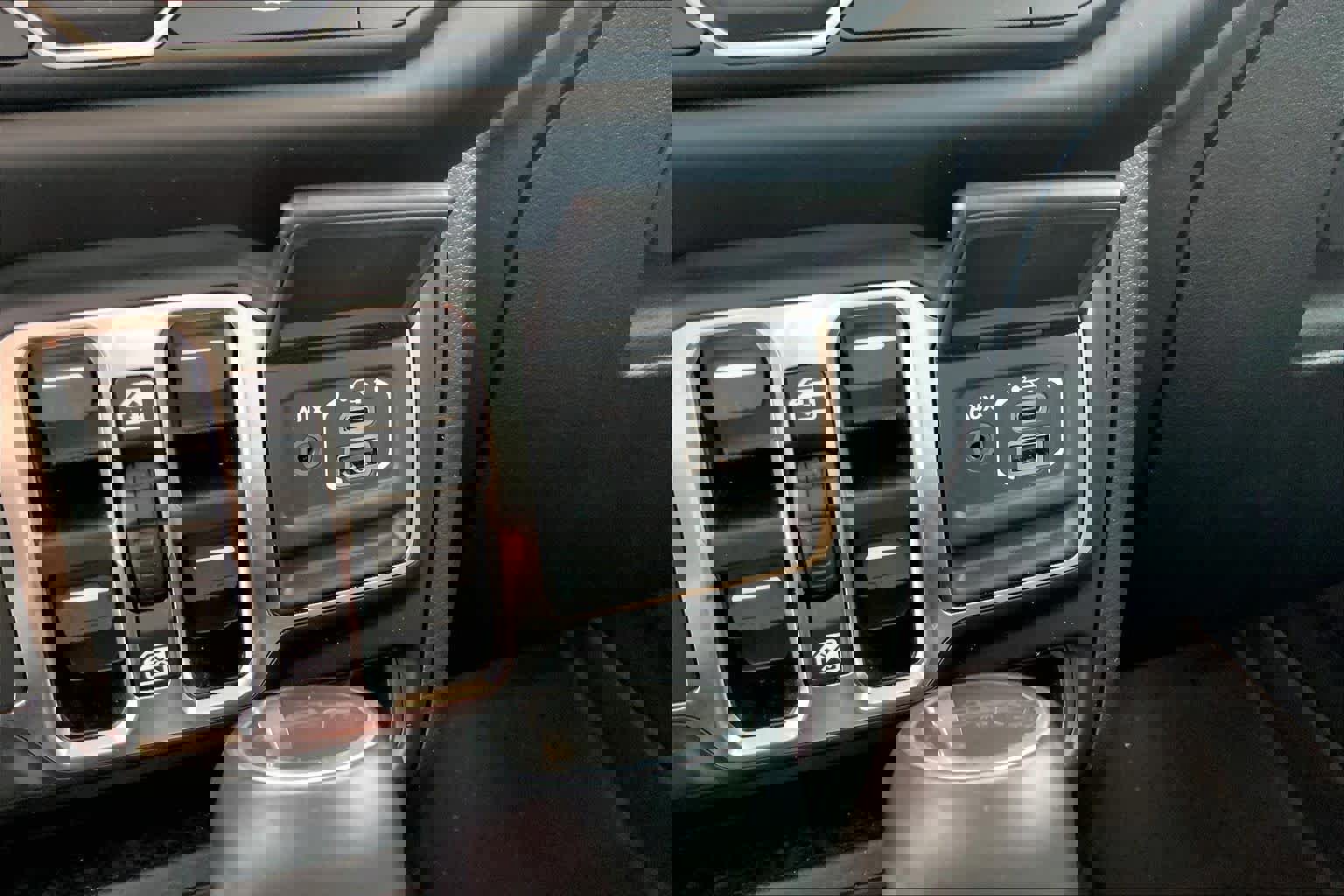 Used 2022 Jeep Gladiator Overland image 33