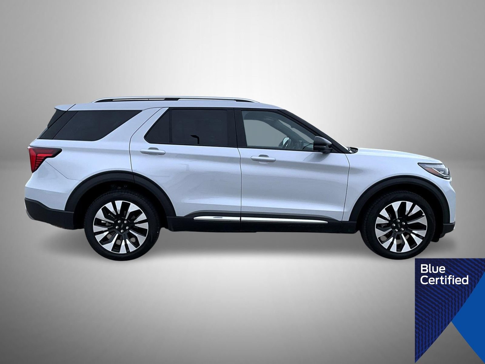 Certified 2025 Ford Explorer Platinum w/ LUX Leather Package AWD/4WD image 4