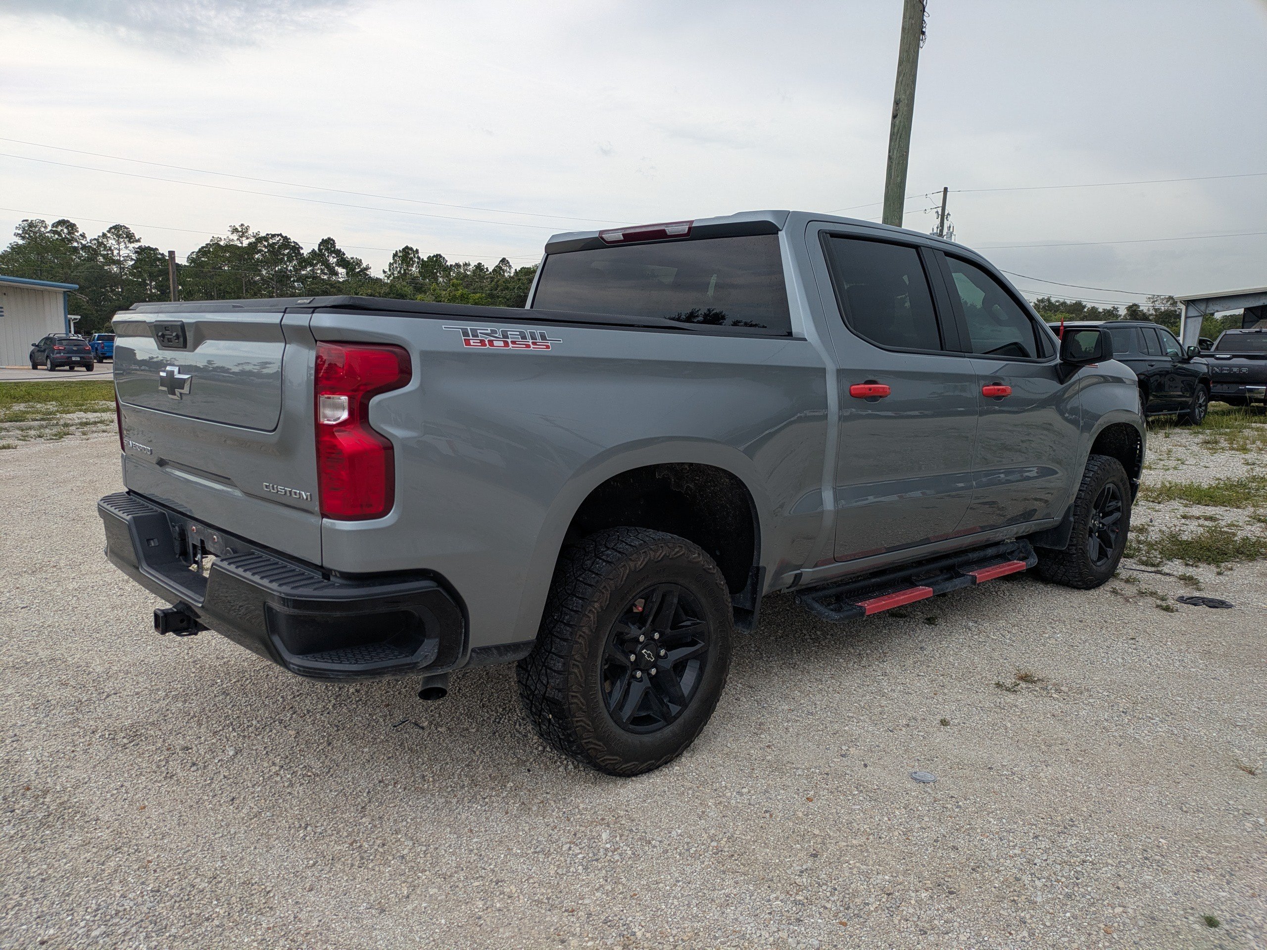 Used 2024 Chevrolet Silverado 1500 Custom Trail Boss AWD/4WD image 4
