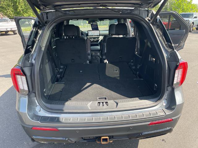 Certified 2025 Ford Explorer ST-Line w/ Premium Package AWD/4WD image 18