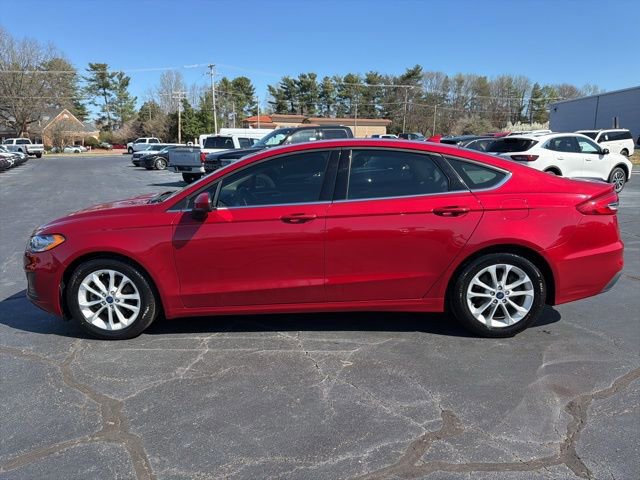 Certified 2020 Ford Fusion SE image 2