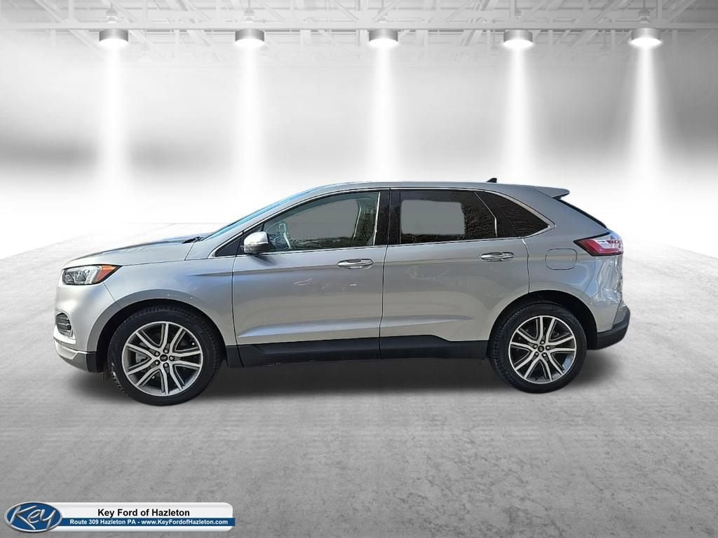 Certified 2023 Ford Edge Titanium w/ Class II Trailer Tow Package AWD/4WD image 2