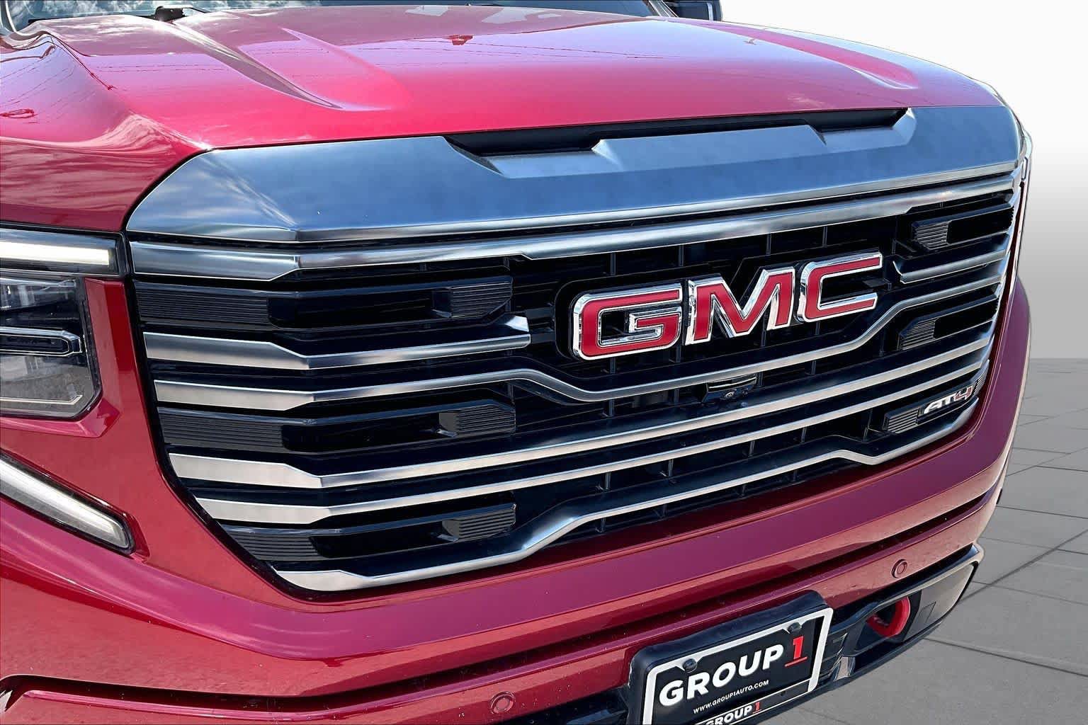 Used 2022 GMC Sierra 1500 AT4 w/ AT4 Premium Package AWD/4WD image 29
