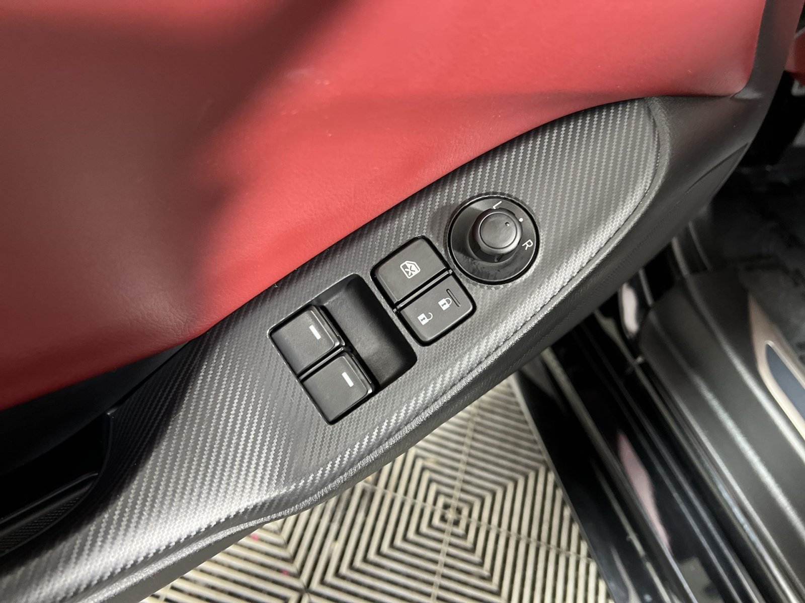 Used 2020 MAZDA MX-5 Miata Grand Touring RWD image 15