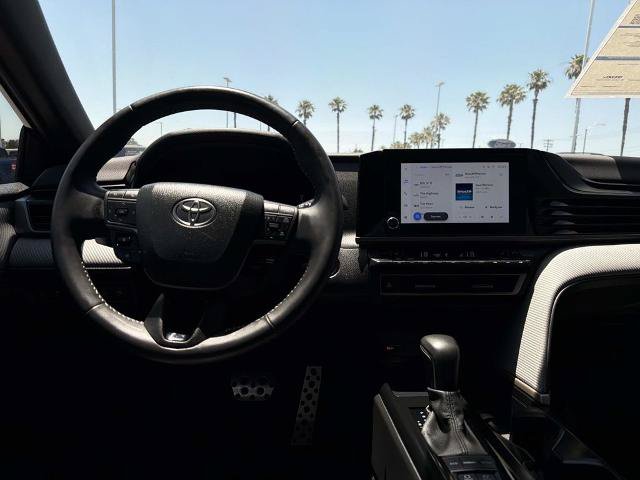 Used 2025 Toyota Camry SE w/ Convenience Package FWD image 11