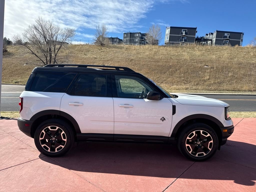 Certified 2024 Ford Bronco Sport Outer Banks w/ Tech Package image 9