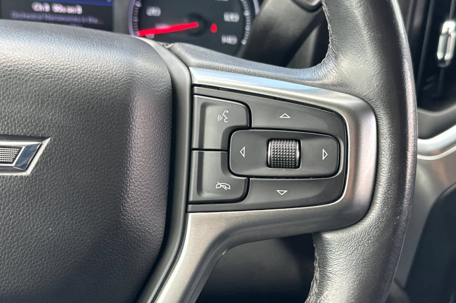 Used 2021 Chevrolet Silverado 1500 RST w/ Convenience Package II AWD/4WD image 27