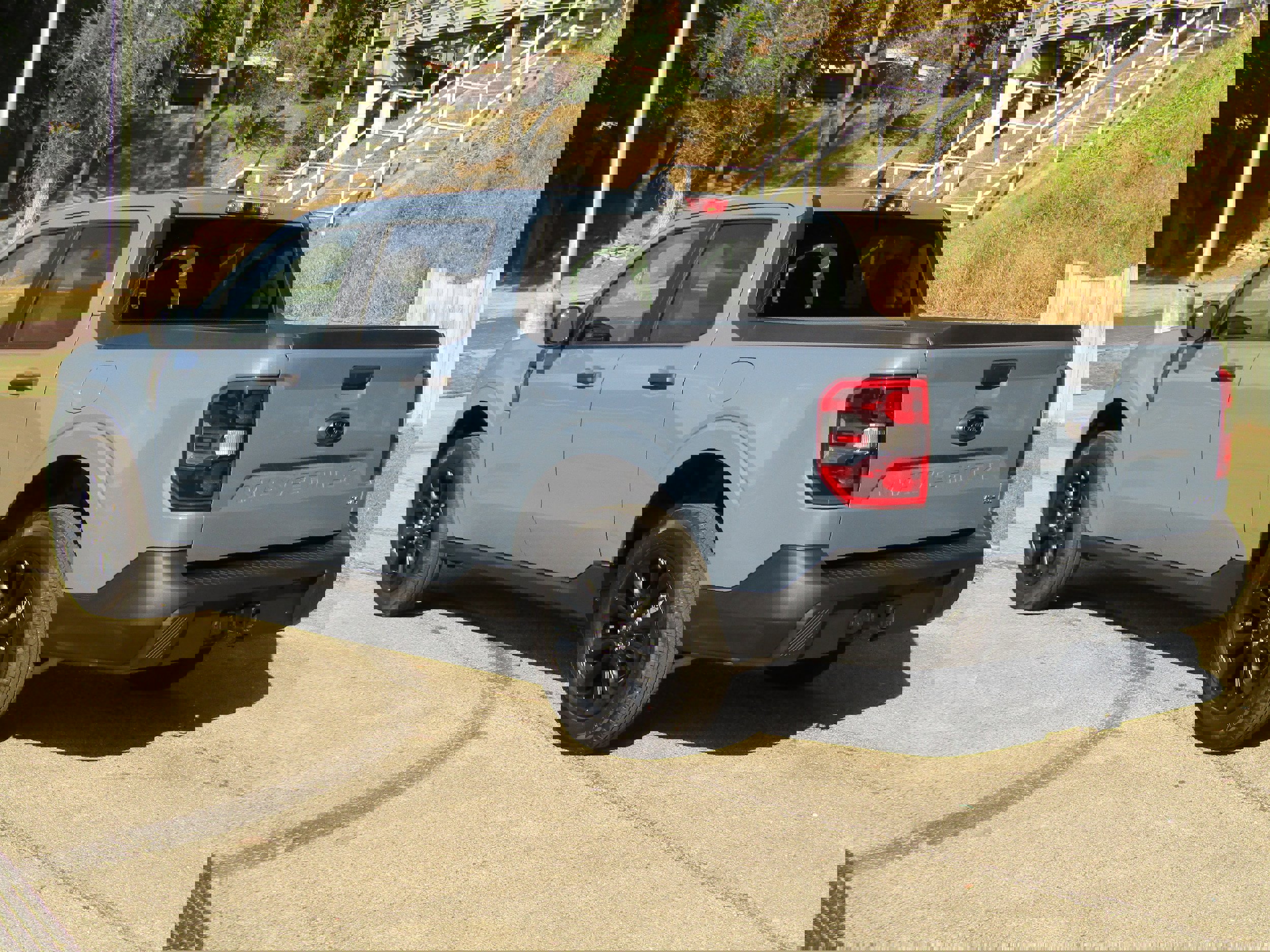 Certified 2024 Ford Maverick XLT w/ XLT Luxury Package image 3