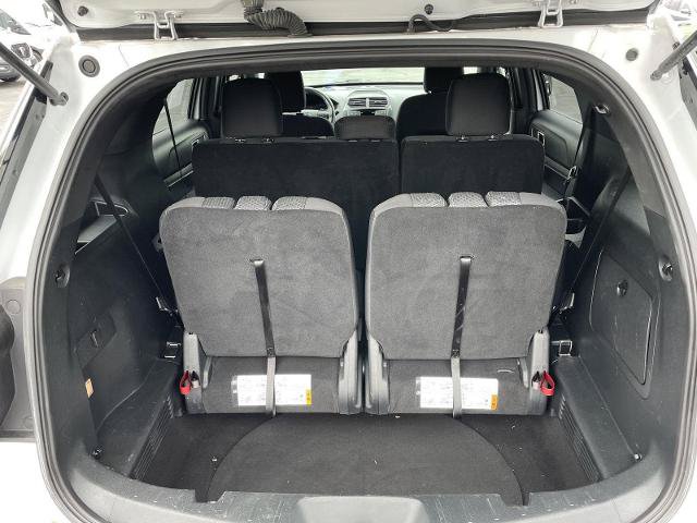 Certified 2018 Ford Explorer XLT FWD image 28