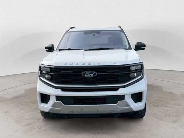 Certified 2025 Ford Expedition Platinum AWD/4WD image 2