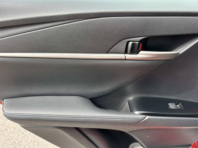 Used 2025 Toyota Camry XSE AWD/4WD image 18