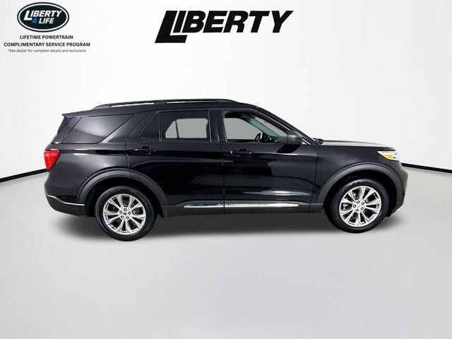 Certified 2022 Ford Explorer XLT w/ Equipment Group 202A image 6