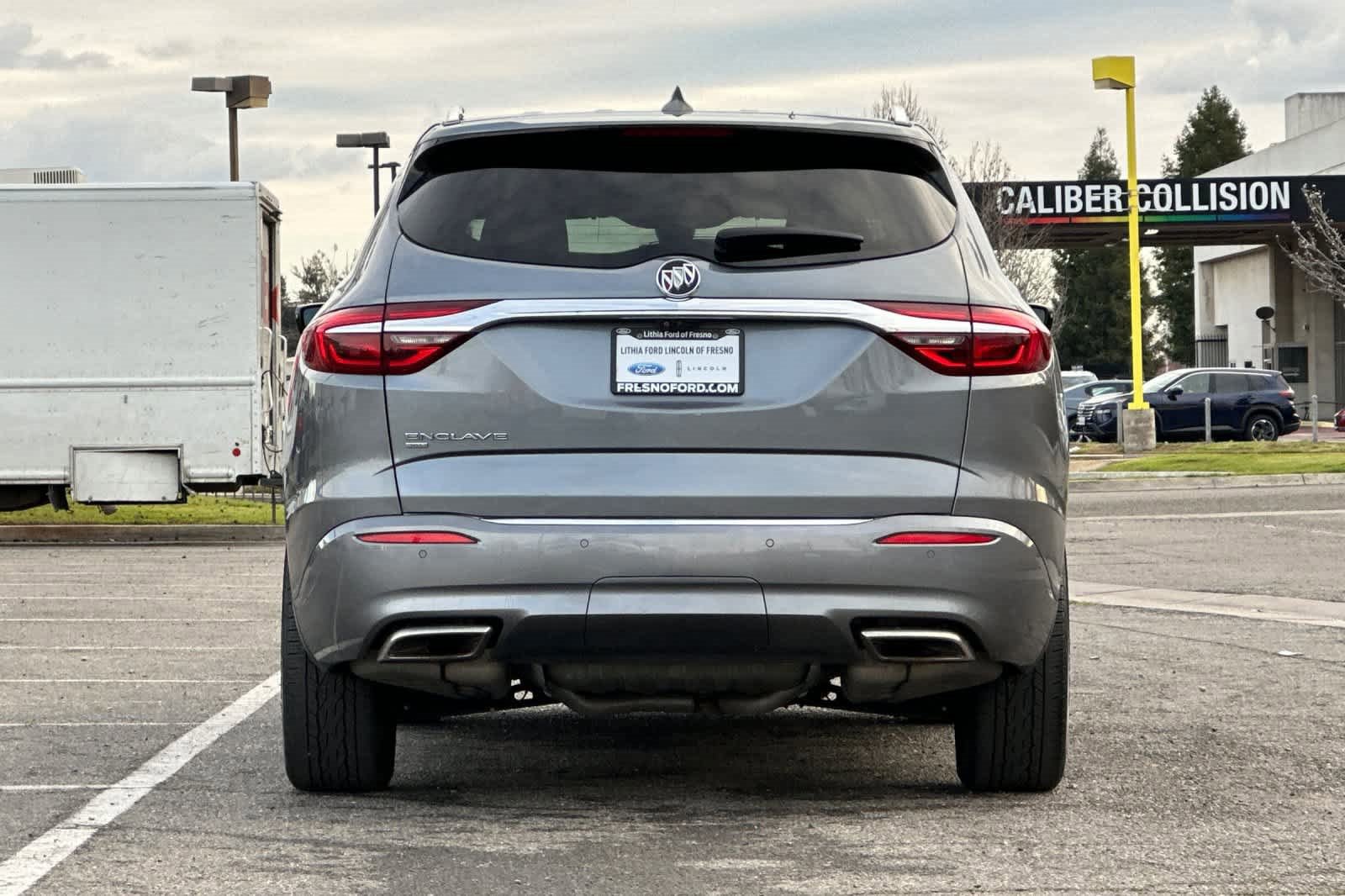 Used 2021 Buick Enclave Avenir w/ Avenir Technology Package image 4