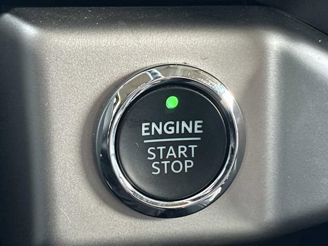 Certified 2024 Ford Expedition Max XLT image 28