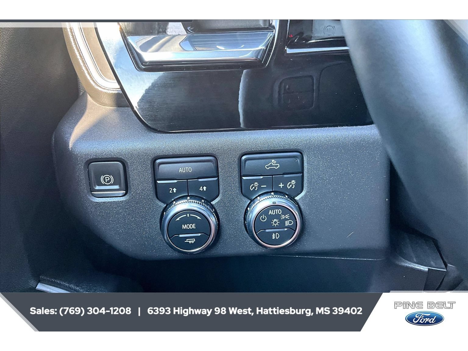 Used 2024 GMC Sierra 1500 Elevation AWD/4WD image 23