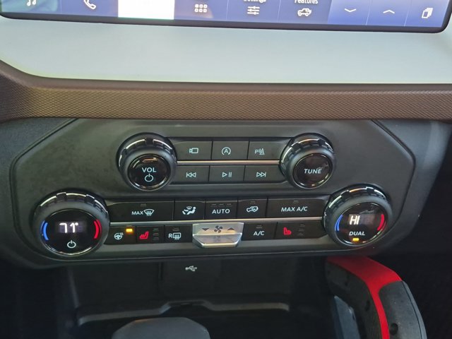 Certified 2023 Ford Bronco Heritage Edition AWD/4WD image 25