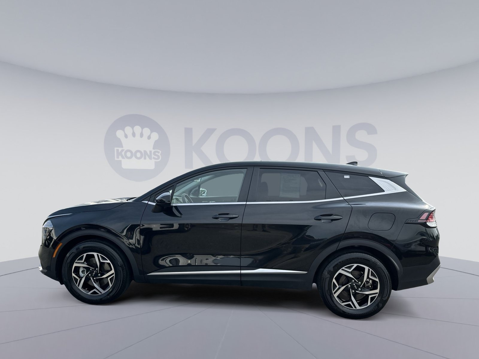 Used 2024 Kia Sportage LX FWD image 7