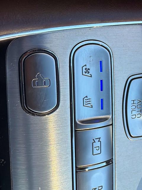 Used 2023 Genesis G90 3.5T image 21