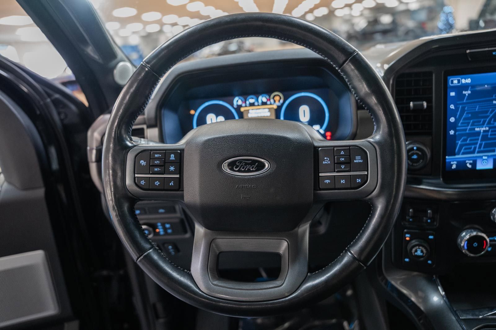 Certified 2022 Ford F150 Lariat w/ Equipment Group 502A High image 38