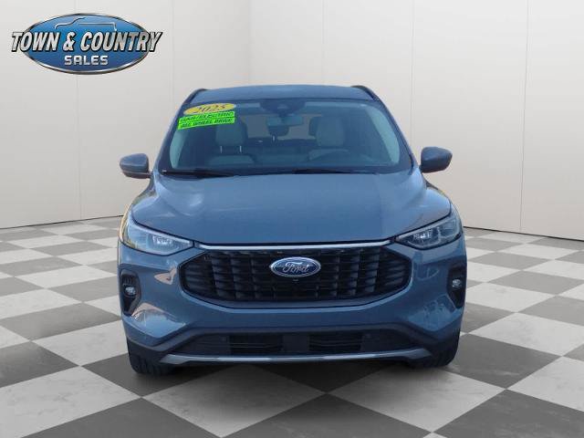 Certified 2025 Ford Escape Platinum w/ Premium Technology Package AWD/4WD image 2