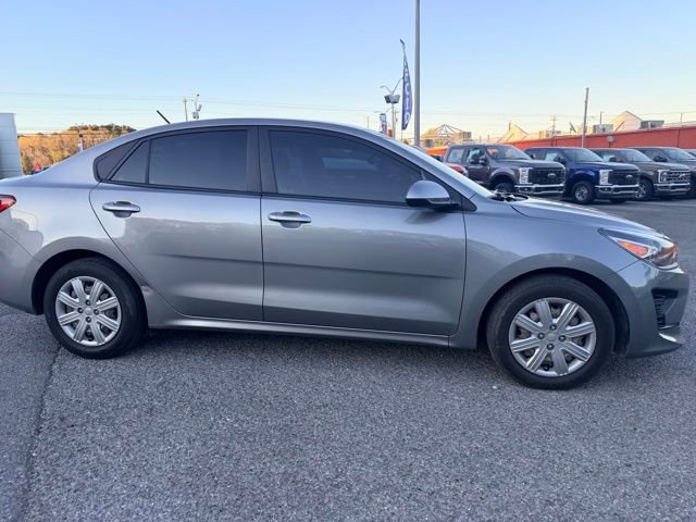 Used 2021 Kia Rio S image 2