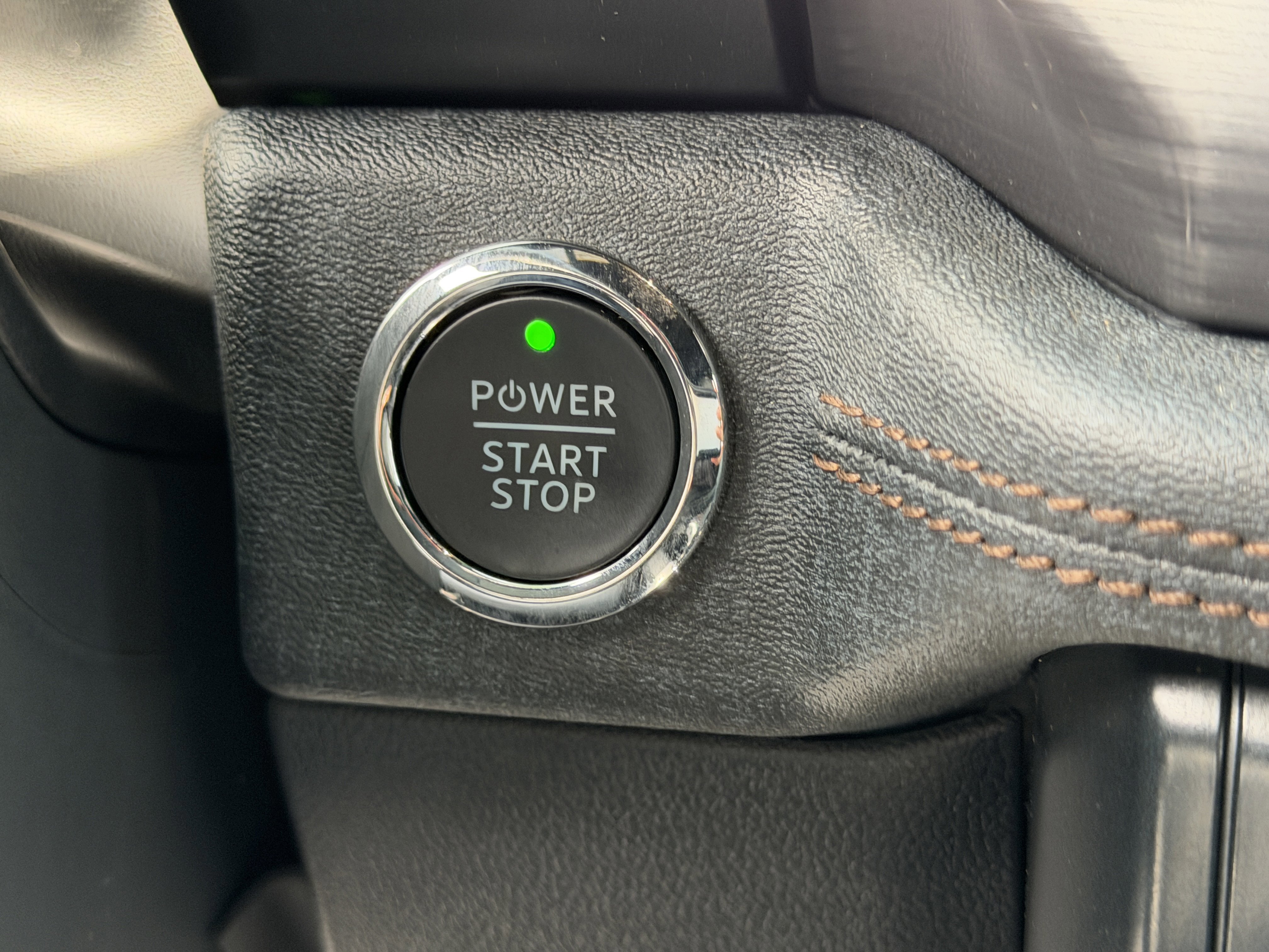 Certified 2025 Ford F150 Lightning Lariat AWD/4WD image 17