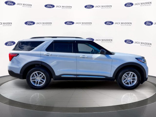 Certified 2025 Ford Explorer Active AWD/4WD image 6