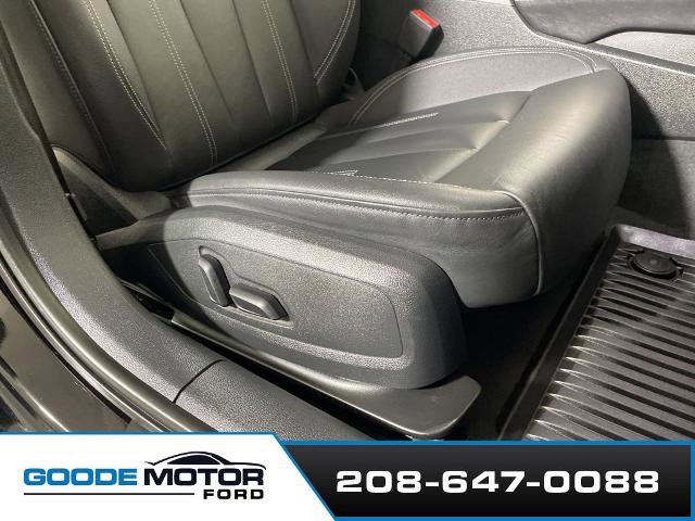 Used 2022 Audi A4 2.0T Premium Plus AWD/4WD image 24