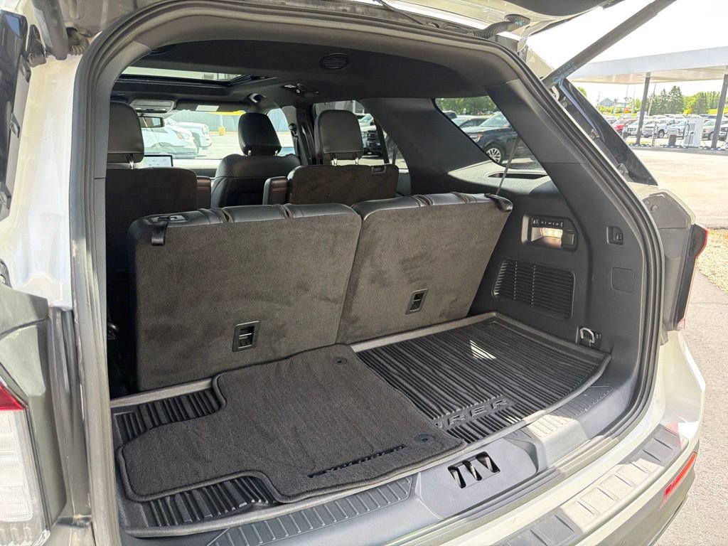 Certified 2025 Ford Explorer ST AWD/4WD image 16