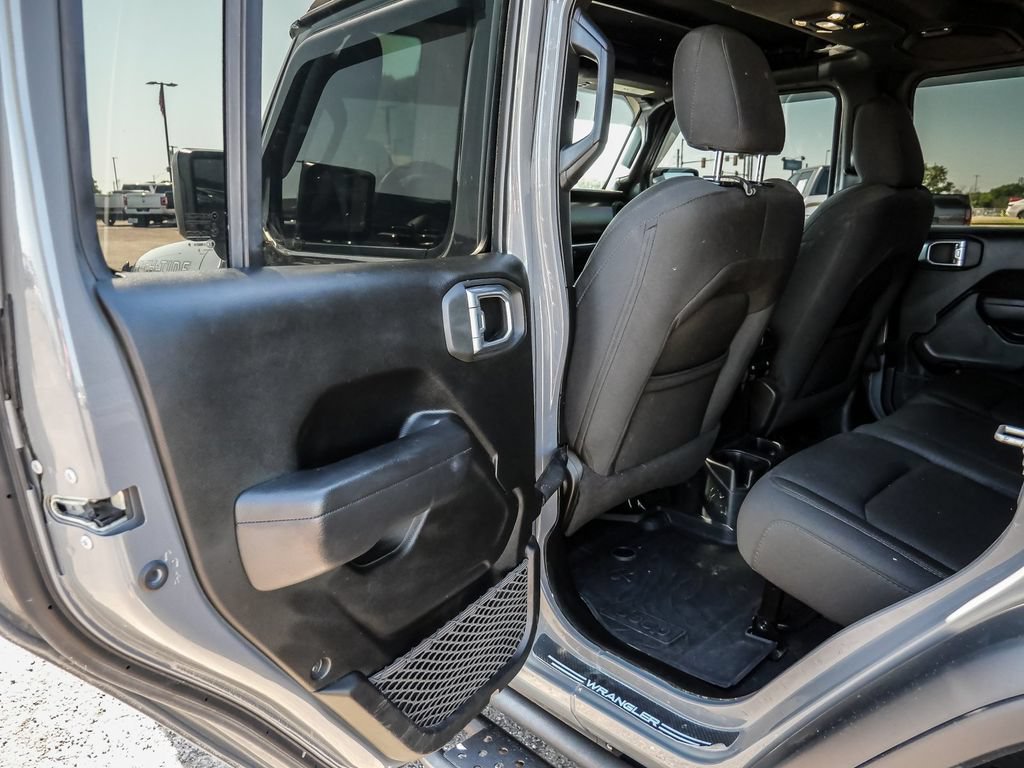Used 2023 Jeep Wrangler Unlimited Sport AWD/4WD image 26