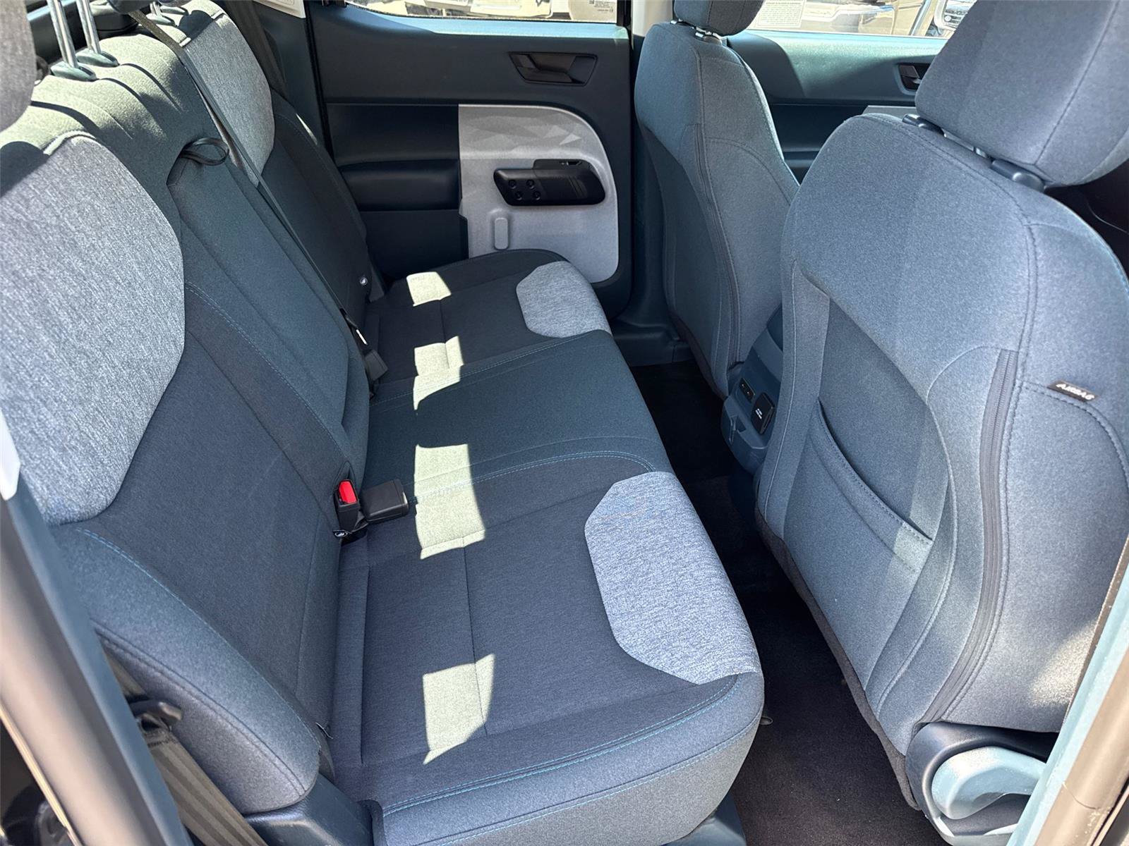 Certified 2025 Ford Maverick XLT w/ XLT Luxury Package FWD image 17