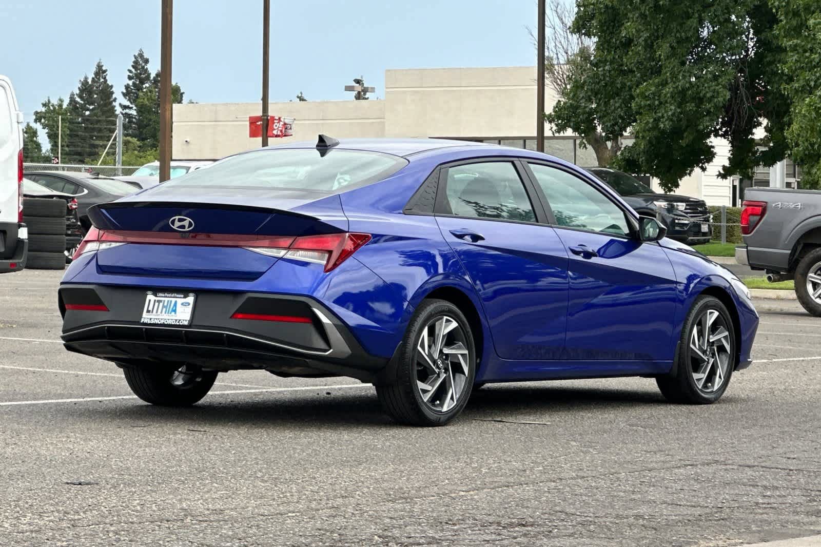 Used 2025 Hyundai Elantra Sport FWD video 2
