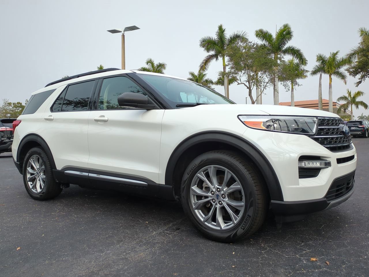 Certified 2020 Ford Explorer XLT w/ Equipment Group 202A image 8