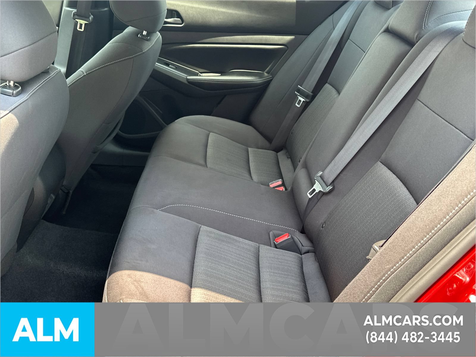 Used 2024 Nissan Altima 2.5 SV FWD image 23