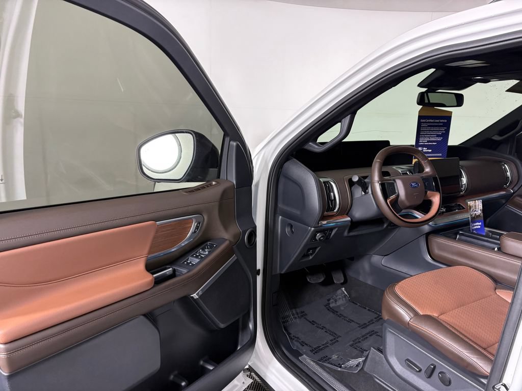 Certified 2025 Ford Expedition Max King Ranch AWD/4WD image 12