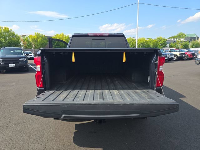 Used 2022 Chevrolet Silverado 1500 High Country w/ Z71 Off-Road Package AWD/4WD image 24