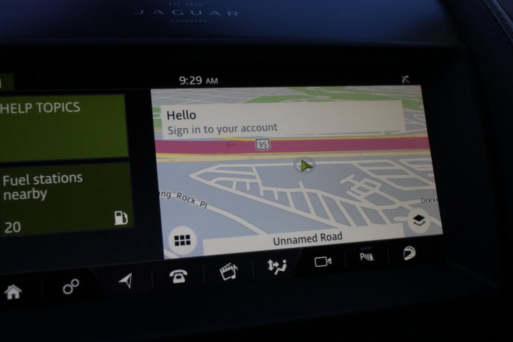 Used 2022 Jaguar F-TYPE Coupe RWD image 28