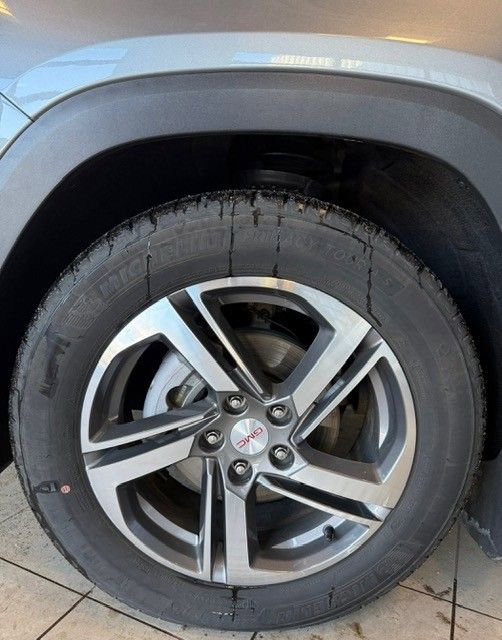 Used 2021 GMC Terrain SLT w/ Infotainment Package II AWD/4WD image 25