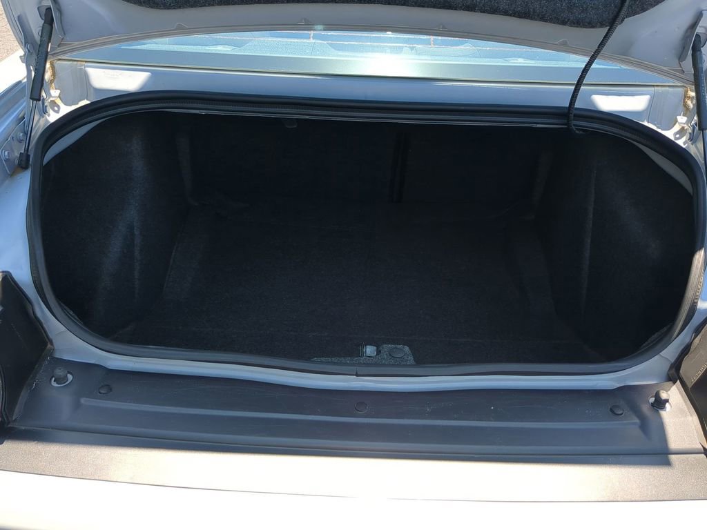 Used 2020 Dodge Challenger SXT w/ Blacktop Package image 17