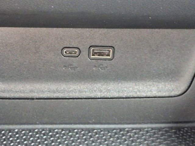 Used 2025 Chevrolet Equinox RS FWD image 22