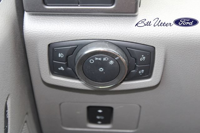 Certified 2020 Ford F250 XLT w/ XLT Premium Package AWD/4WD image 19