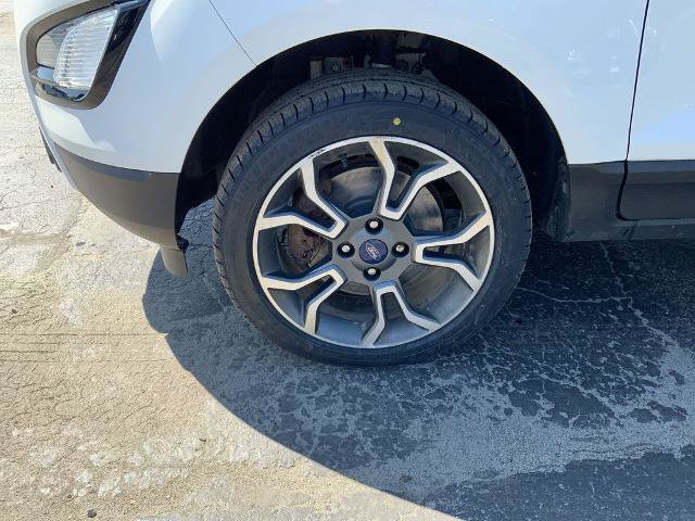 Certified 2019 Ford EcoSport SES w/ SES Black Appearance Package AWD/4WD image 10