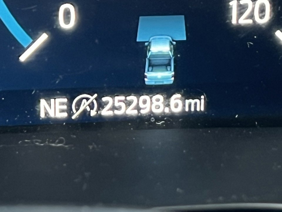 Certified 2023 Ford F150 Lariat w/ Equipment Group 502A High image 16